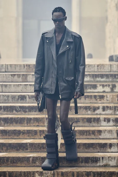 Look 44